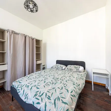 Cenoslocs For 7-8 People Close To Cdg Apartamento